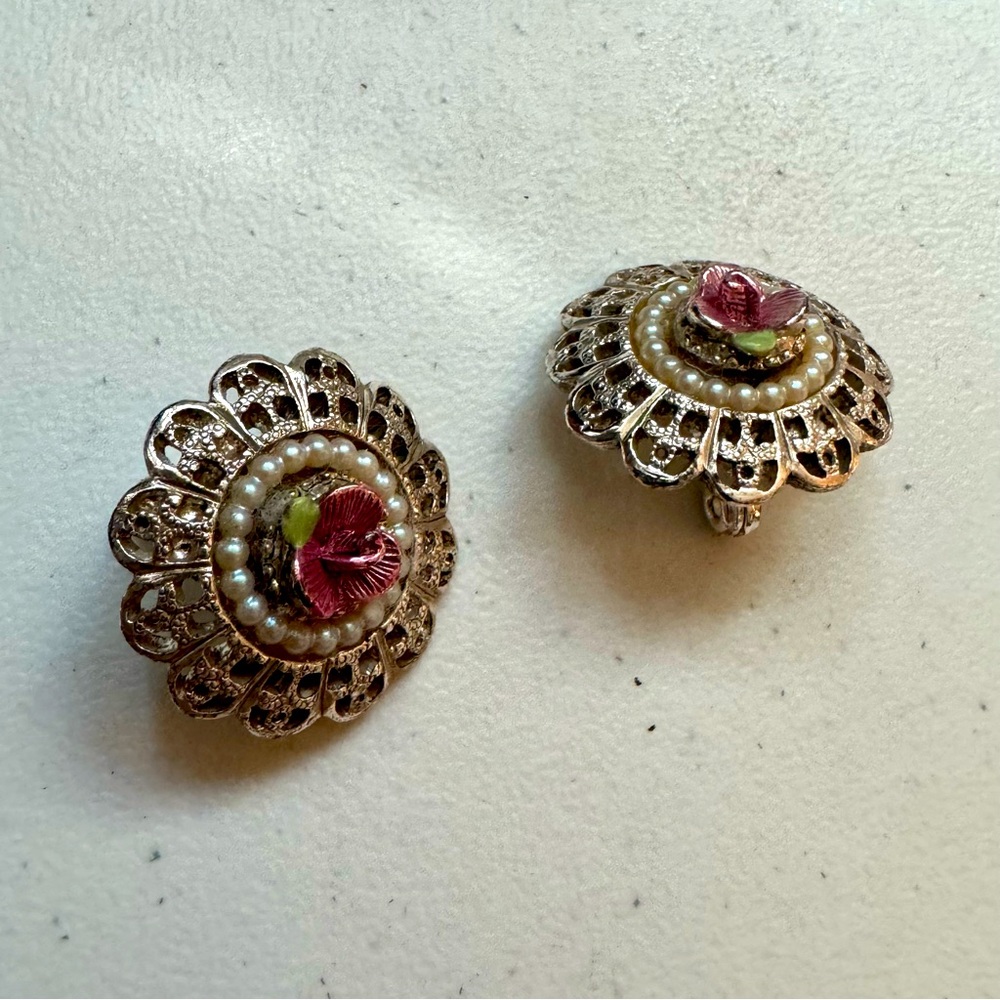 Vintage clip on earrings